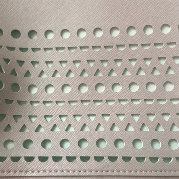 Purse - Picture 4 of 4